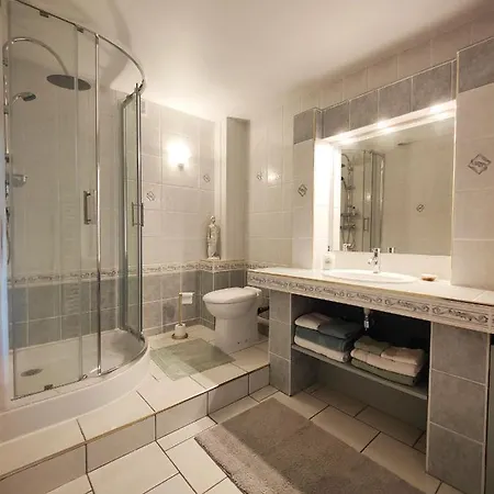 Chambres D'hotes - Les Varennes Bed & Breakfast *