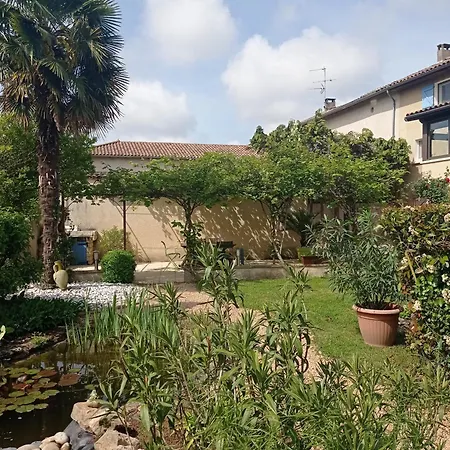 Chambres D'hotes - Les Varennes Bed & Breakfast *